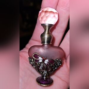 Crystal Heart Shaped Dragonfly Decorated Vintage Appeal Perfume Bottle